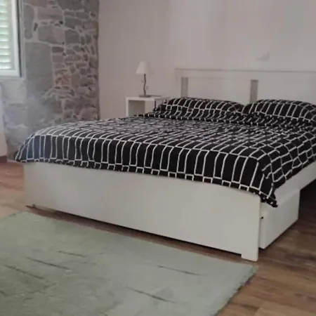 Elegant Judita - Two Bedroom * Buzet